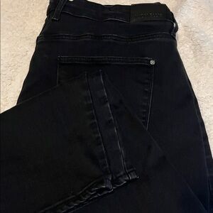 Judy Blue Midnight black barrel jeans 20W